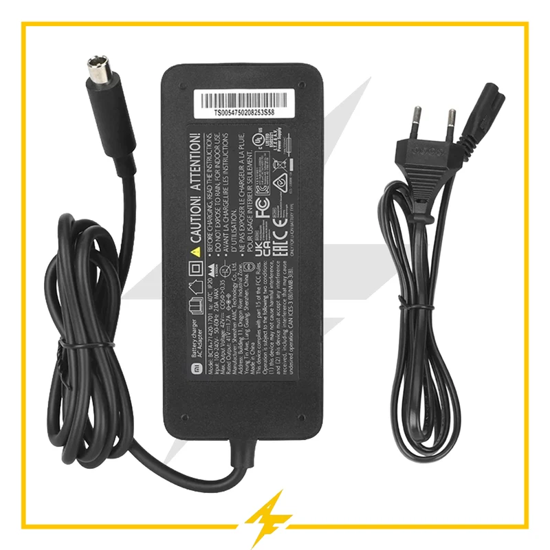 Cargador 42V para patinete eléctrico Xiaomi Essential Original - potencia segura para tu patin