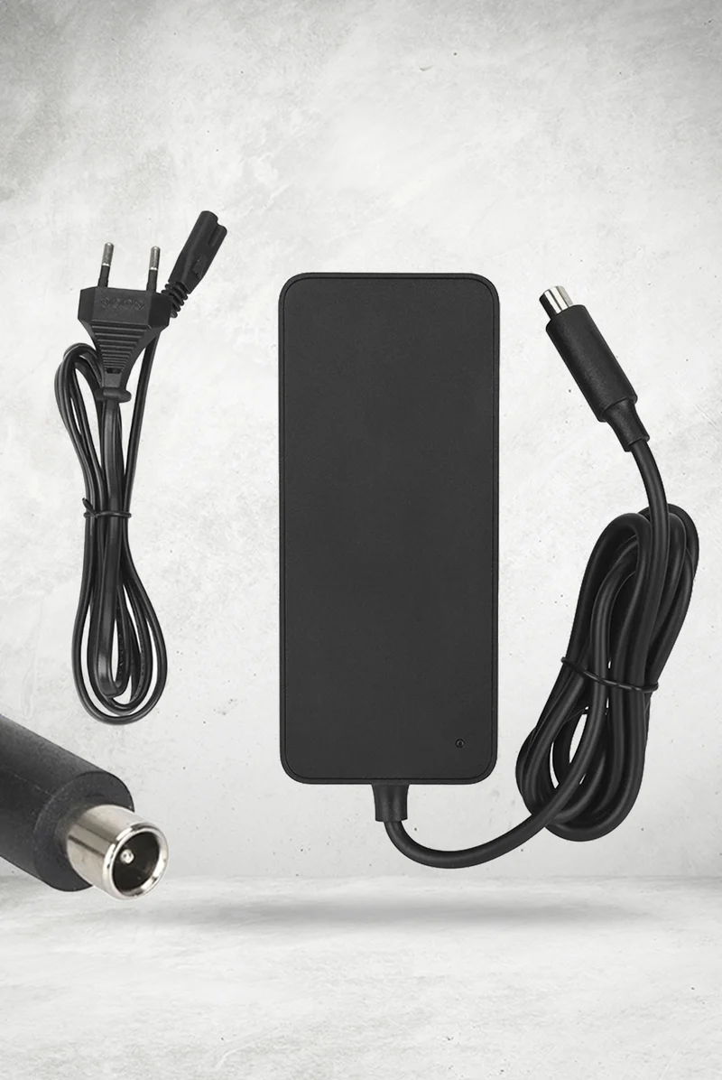 Cargador 42V para patinete eléctrico Xiaomi Essential Original - potencia segura para tu patin