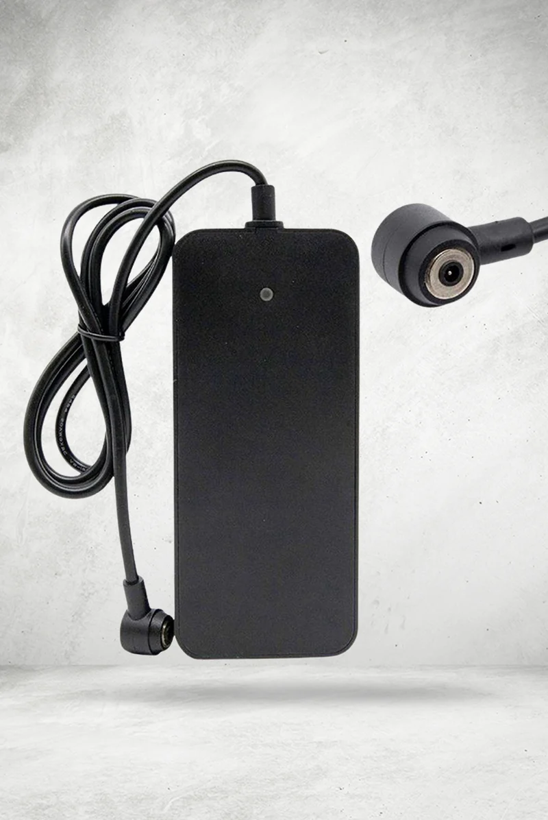 Cargador de 42V 2A para patinete eléctrico Xiaomi 3 Lite original - ¡Carga segura, eficiente y rápida!