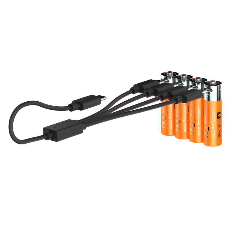Pack de 4 pilas recargables con USB-C de Xtorm - AA