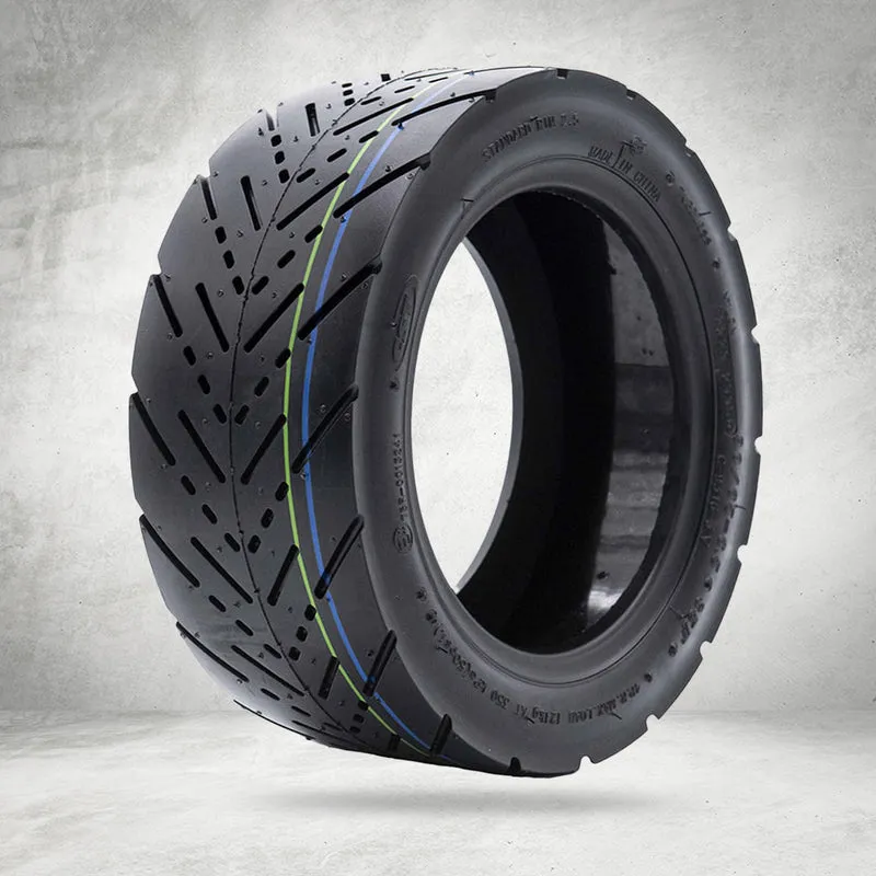 Cubierta rueda neumática para patinete eléctrico 11x3 (90/65 6.5) Onroad Tubeless con GEL CST - ¡Agarre extremo y cero preocupaciones en tu patinete eléctrico!