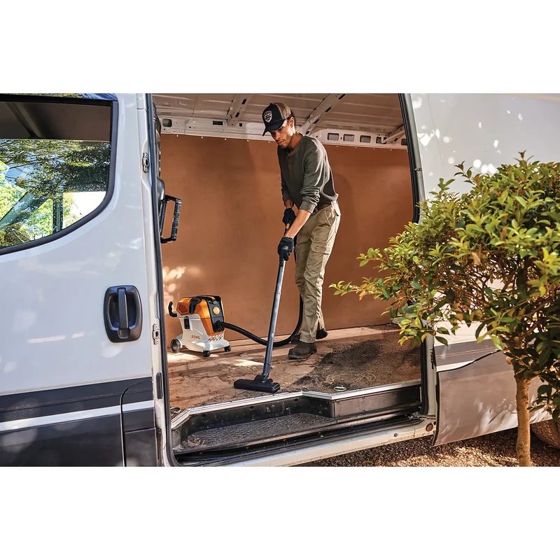 Aspirador STIHL SEA 100 - Sin batería ni cargador