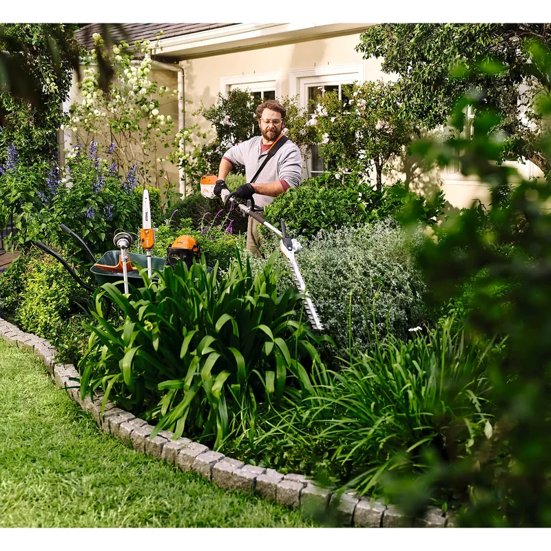 Sistema STIHL KMA 80 R - Sin batería ni cargador