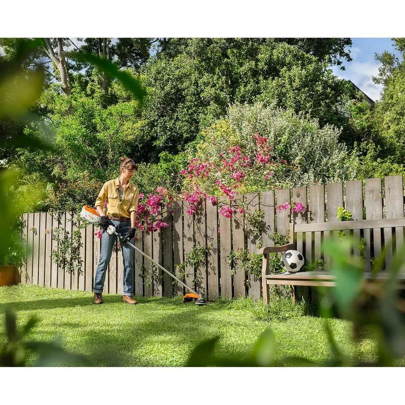 Desbrozadora STIHL FSA 80 R - Sin batería ni cargador