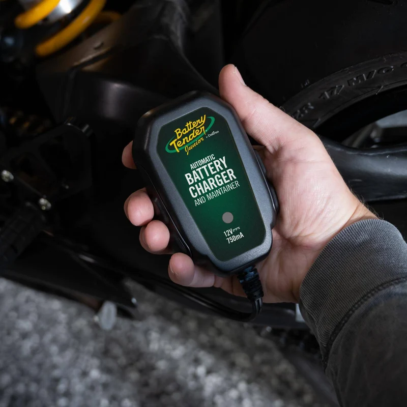 Battery Tender Junior 750mA 12V Battery Charger and Maintainer