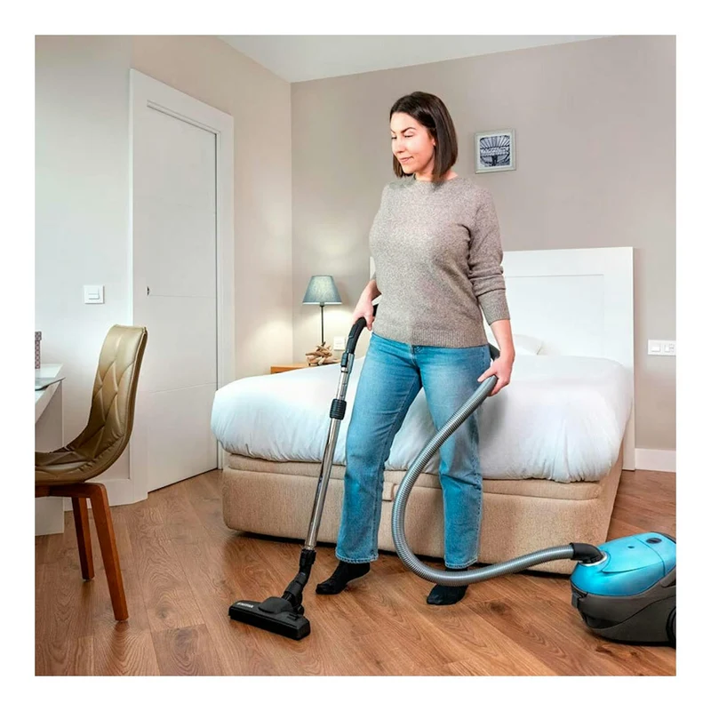 Aspirador Nilfisk ONE LBB10P05A-HB15 BASIC EU – 750 W, con cable, 3 L