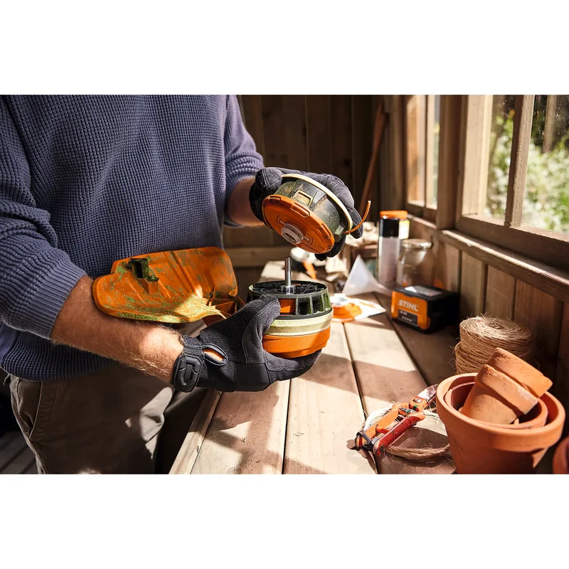 Desbrozadora STIHL FSA 70 R + Batería AK 20 y cargador