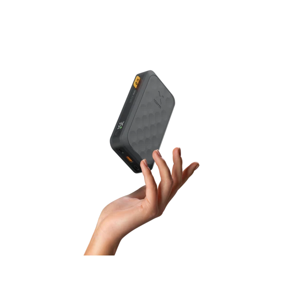 Batería externa Fuel Series 5 de Xtorm - 20.000 mAh - Negro
