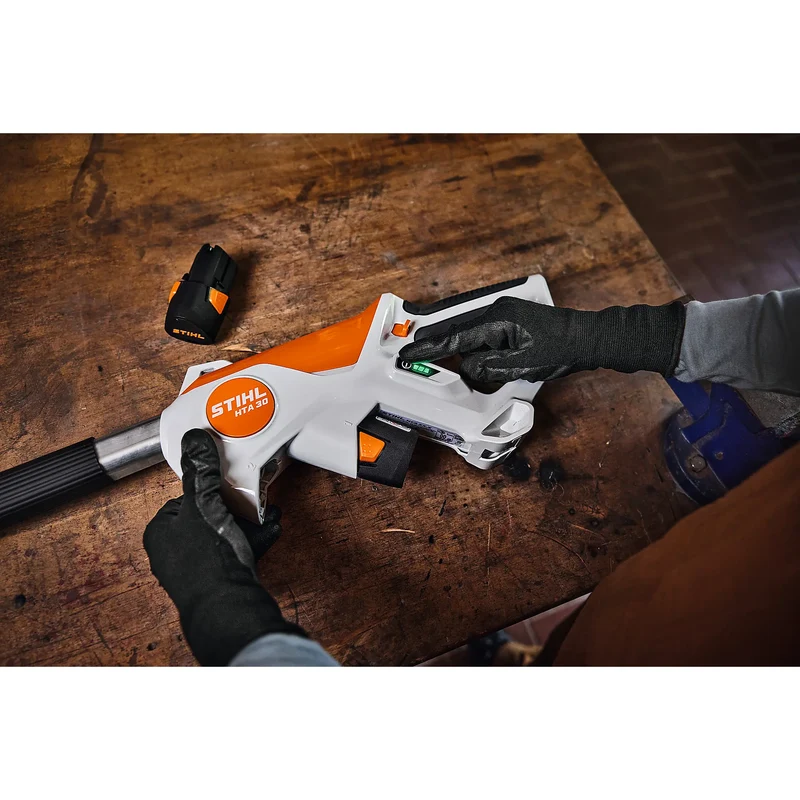 Podadora de Altura STIHL HTA 30 - Sin batería ni cargador