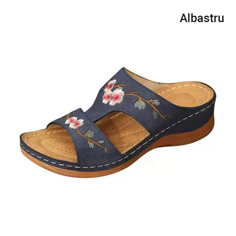 🏖️Patogios moteriškos atviros platformos šlepetės-LT
