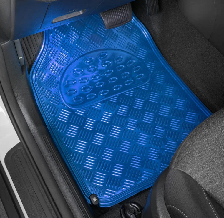Juego Alfombras para autos en aluminio 4 piezas