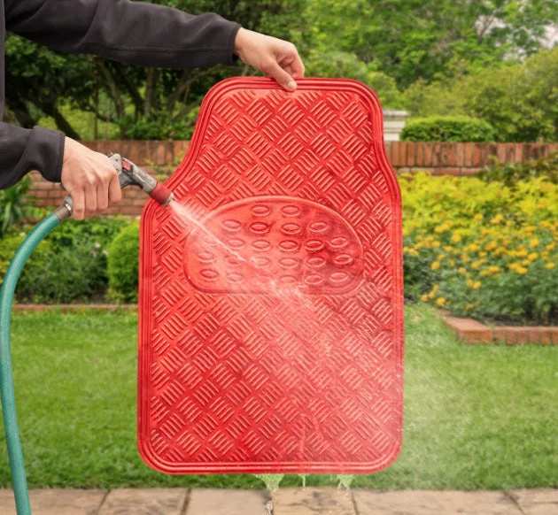 Juego Alfombras para autos en aluminio 4 piezas