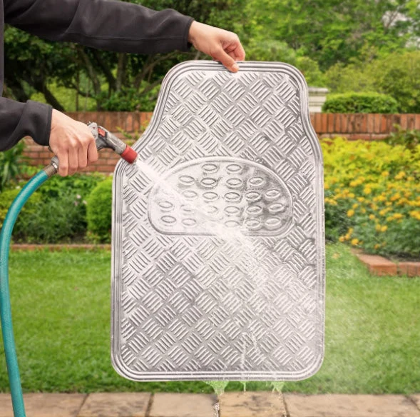 Juego Alfombras para autos en aluminio 4 piezas