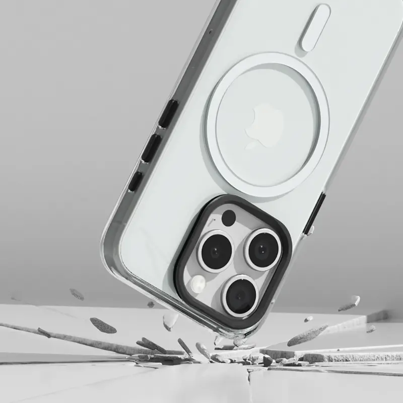 Rhinoshield - Funda transparente MagSafe para iPhone 17