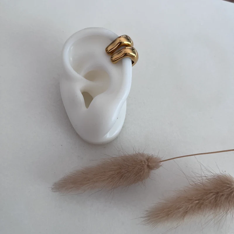 Clip de oreja minimalista [2 piezas]