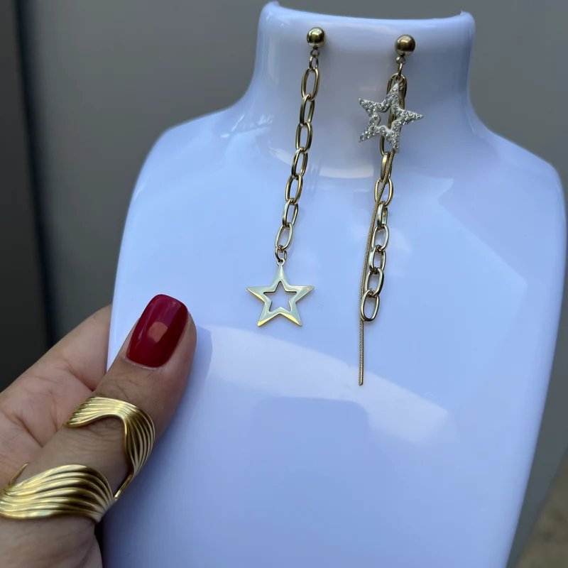 Aretes Estrellas Desiguales