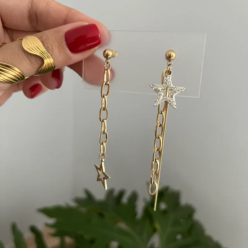 Aretes Estrellas Desiguales